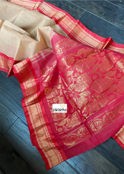 Cotton Gadwal - Light Peach Red