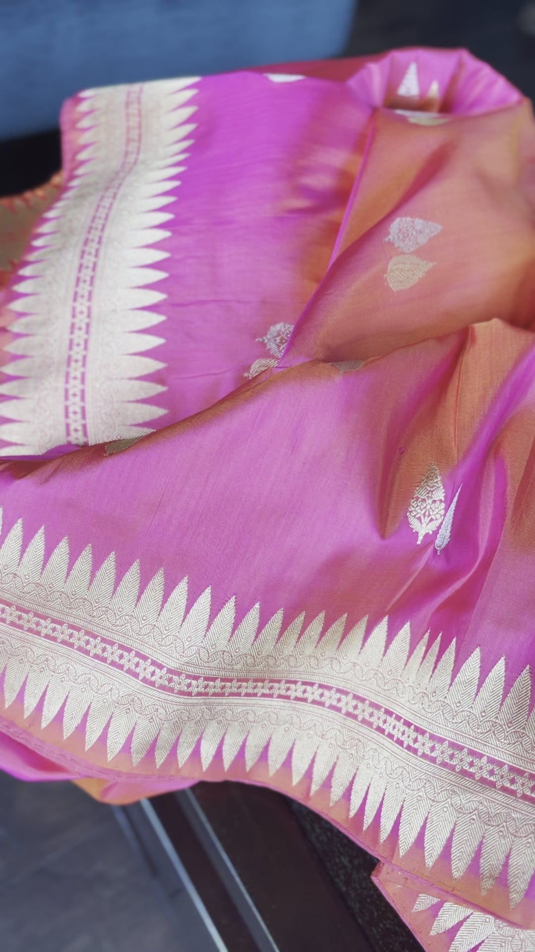 Pure Silk Kadwa Banarasi - Pink Dual Shaded