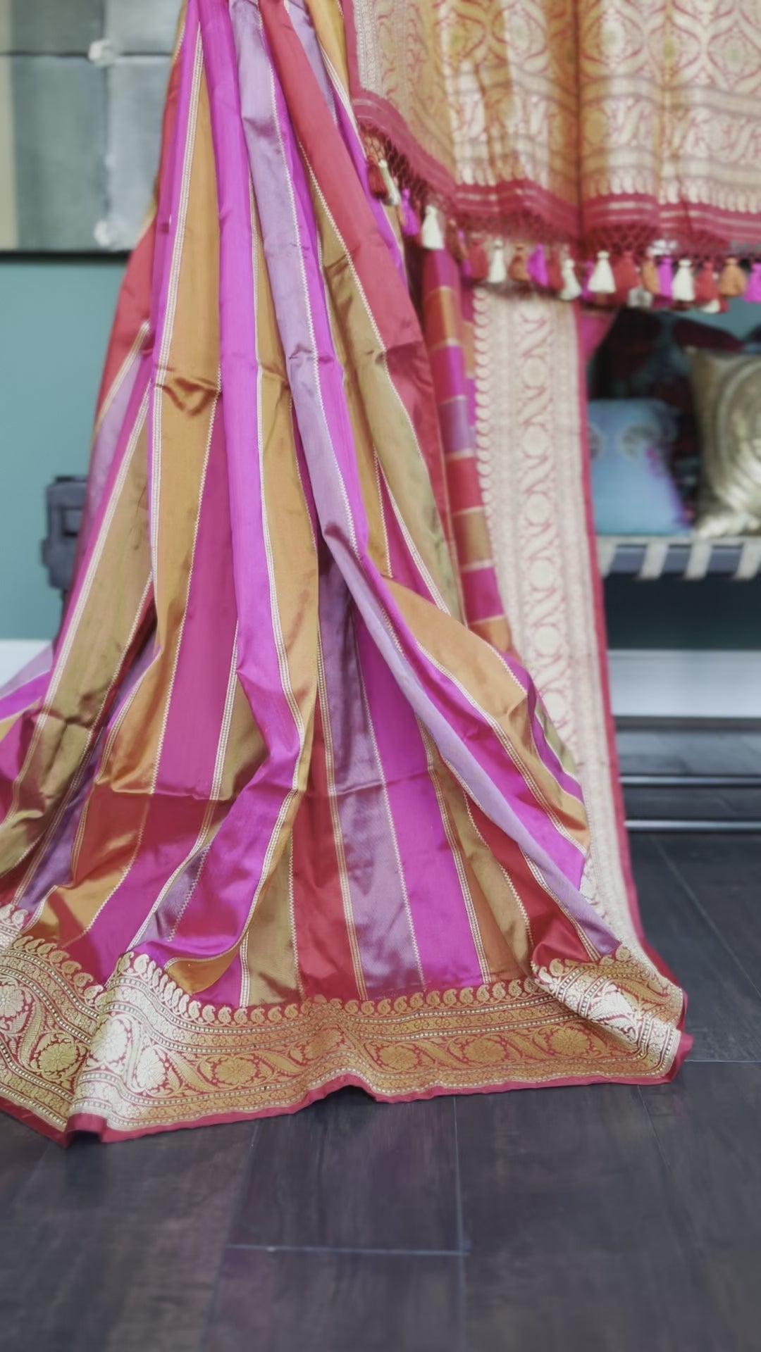 Pure Silk Rangkat Banarasi - Pink Red Multi shaded Kadwa