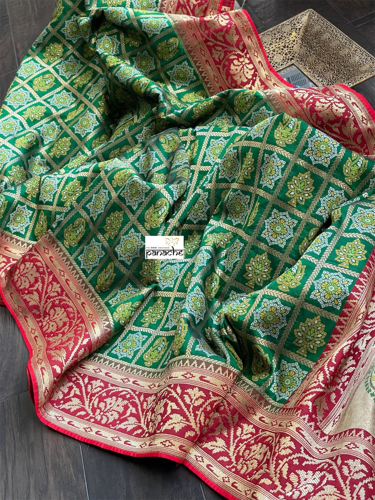 Soft Silk Banarasi - Green Red Woven
