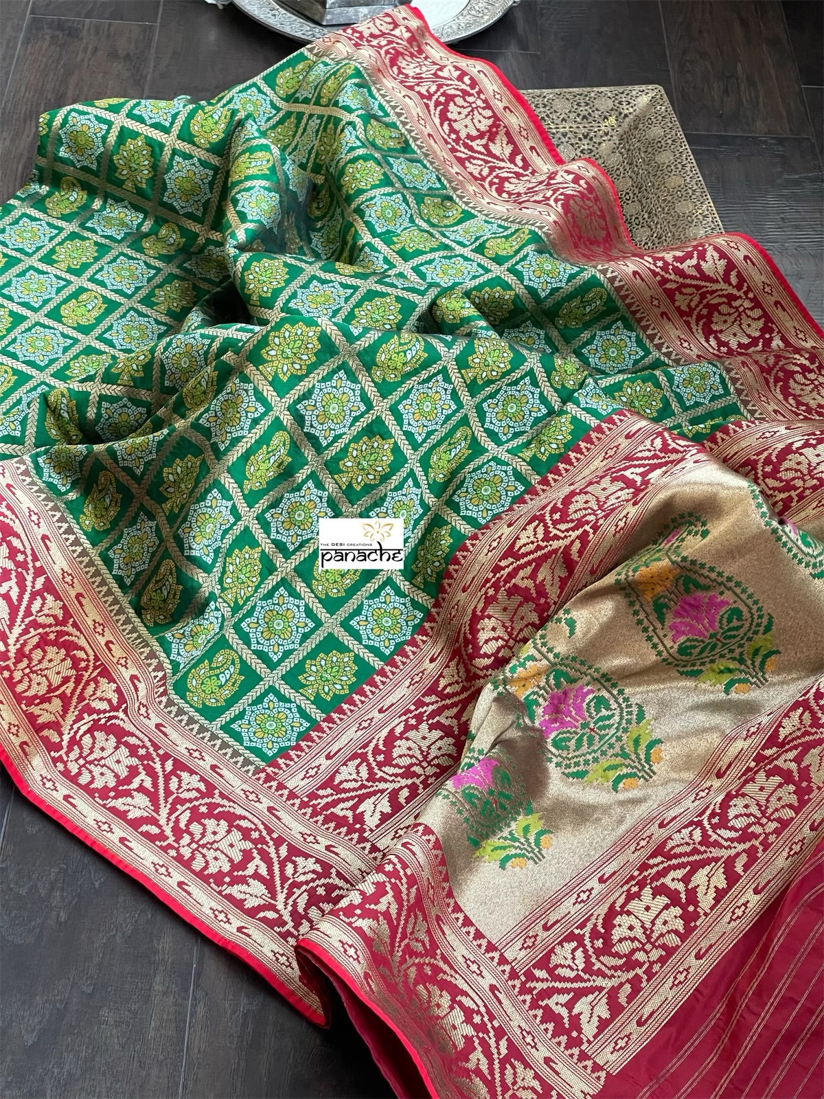 Soft Silk Banarasi - Green Red Woven