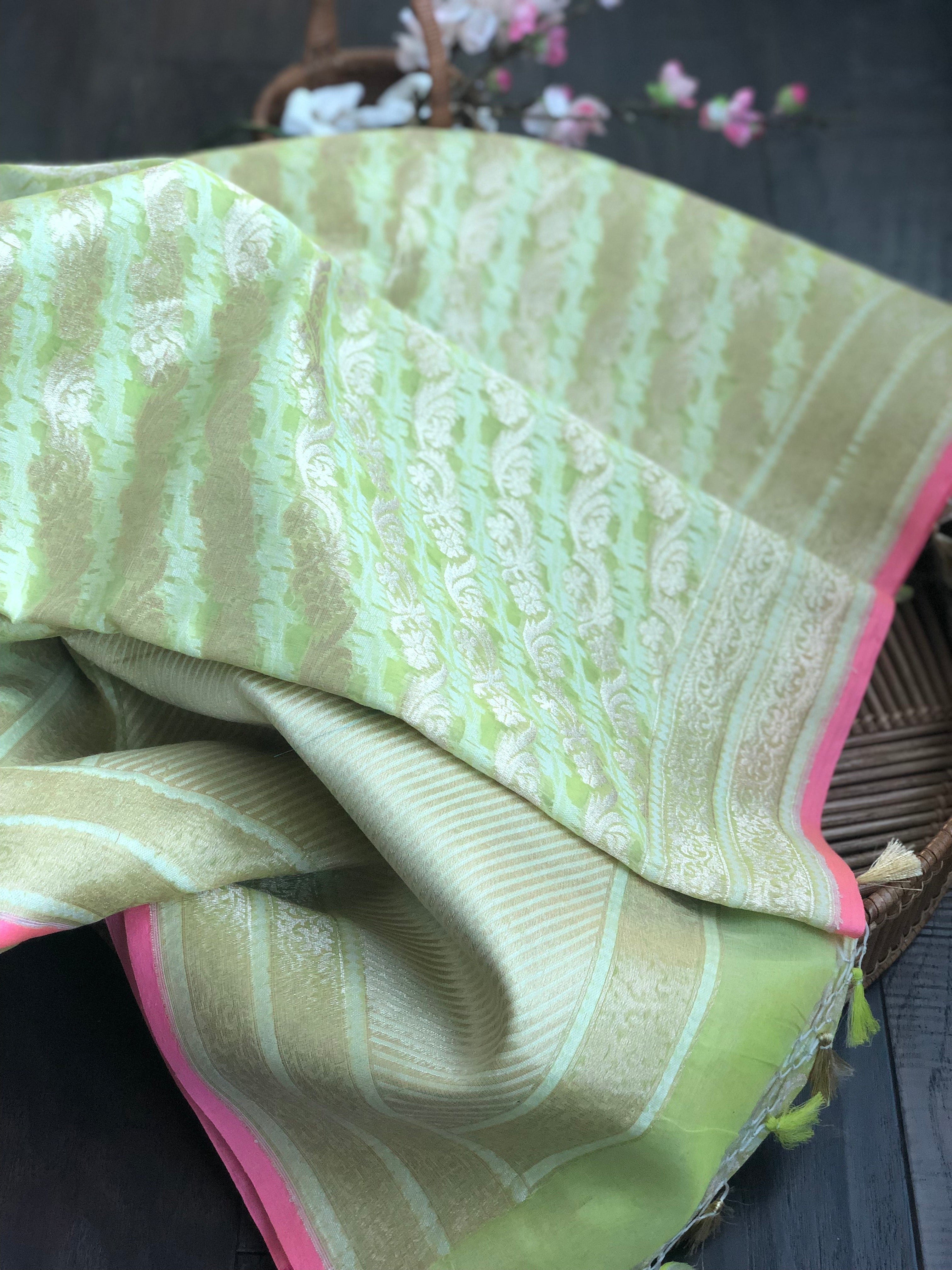 Silk Cotton Jamdaani Kora Banarasi - Fluorescent Green Zari woven