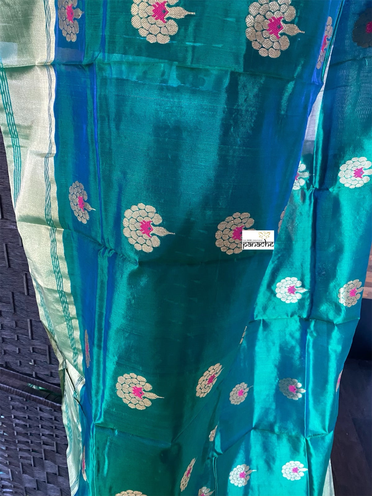 Pure Chanderi Silk - Green Eknaliya Woven Meenakari