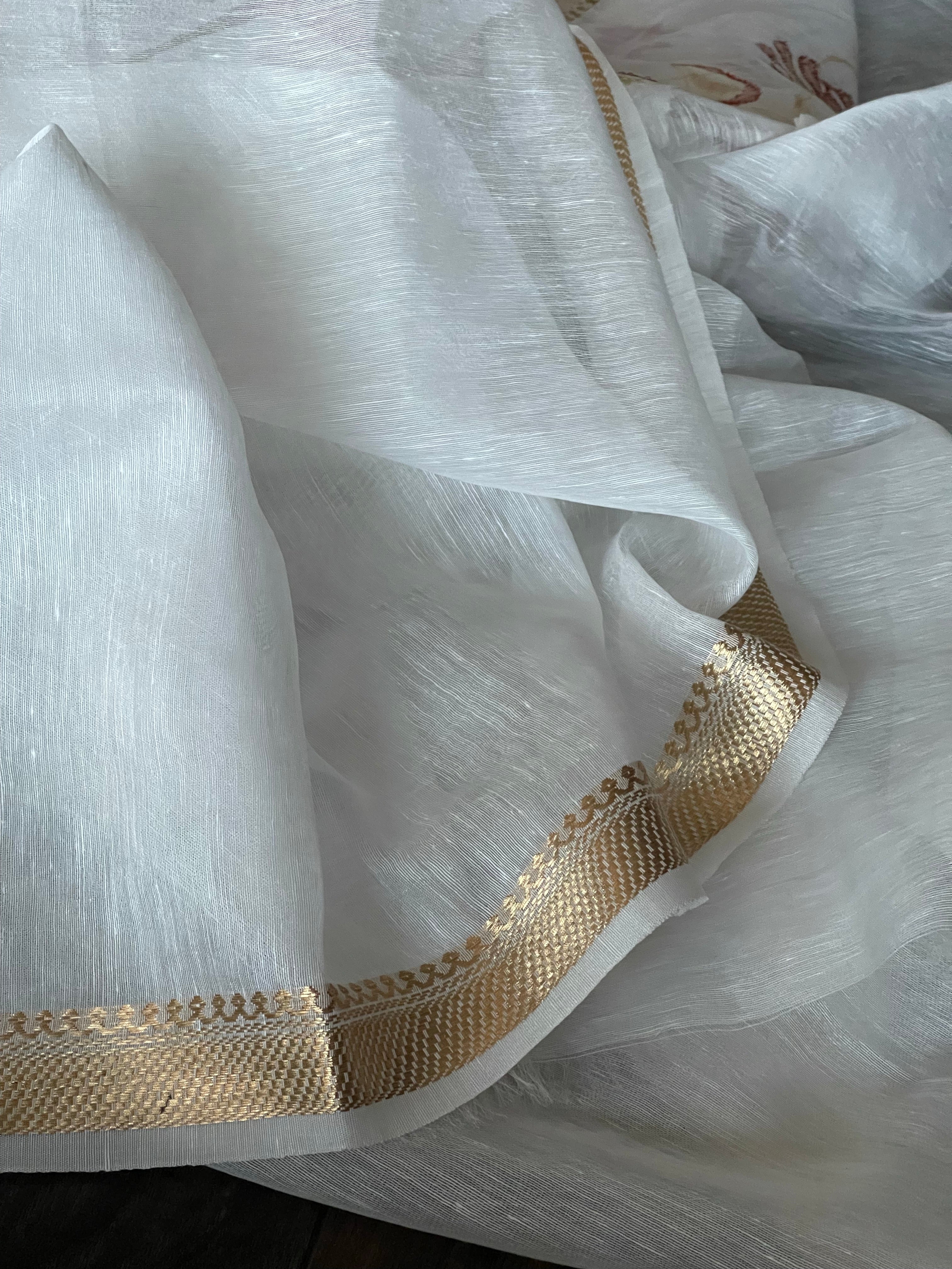 Embroidered Linen - White