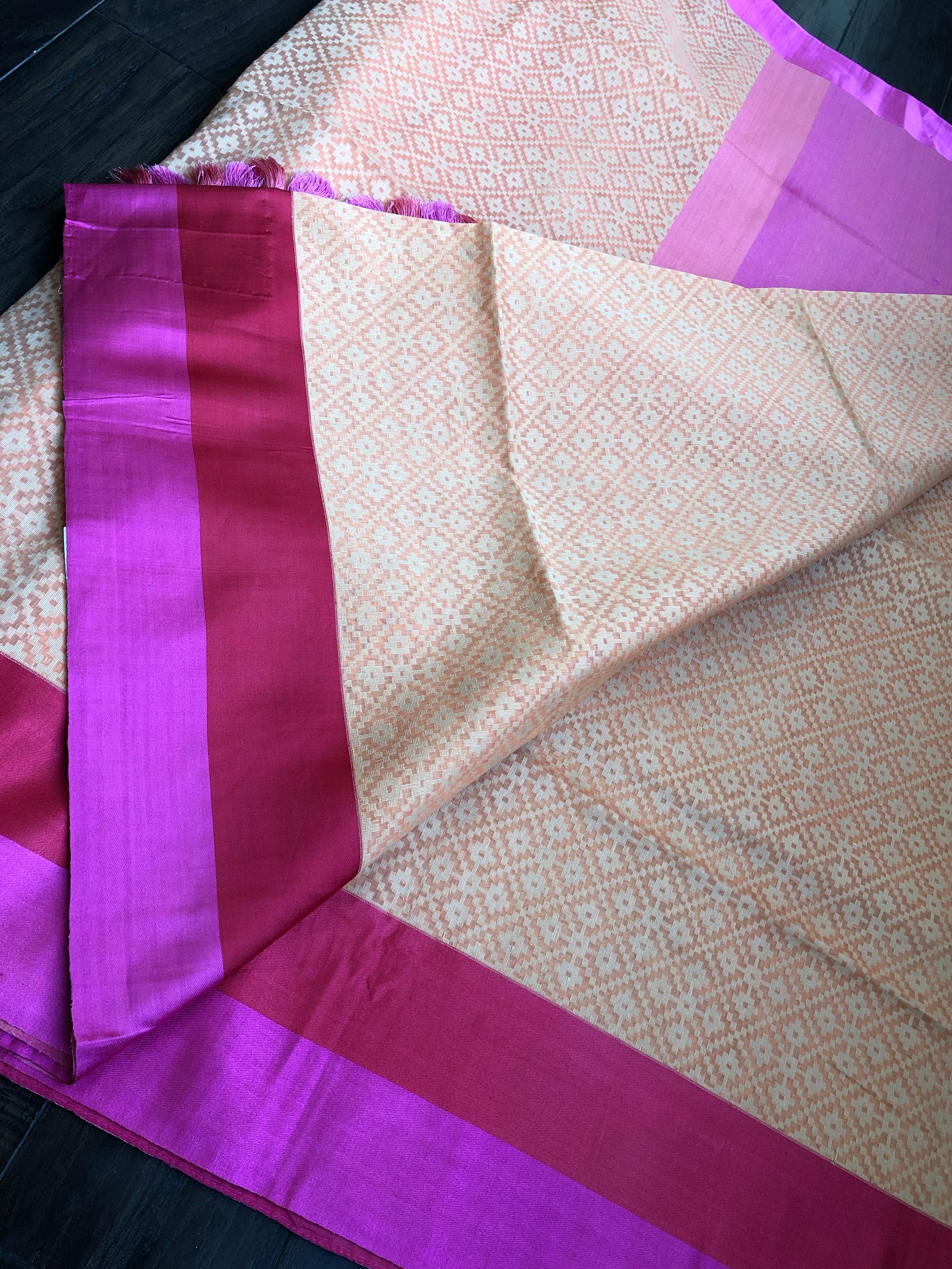 Silk Cotton Banarasi - Peach Pink Woven