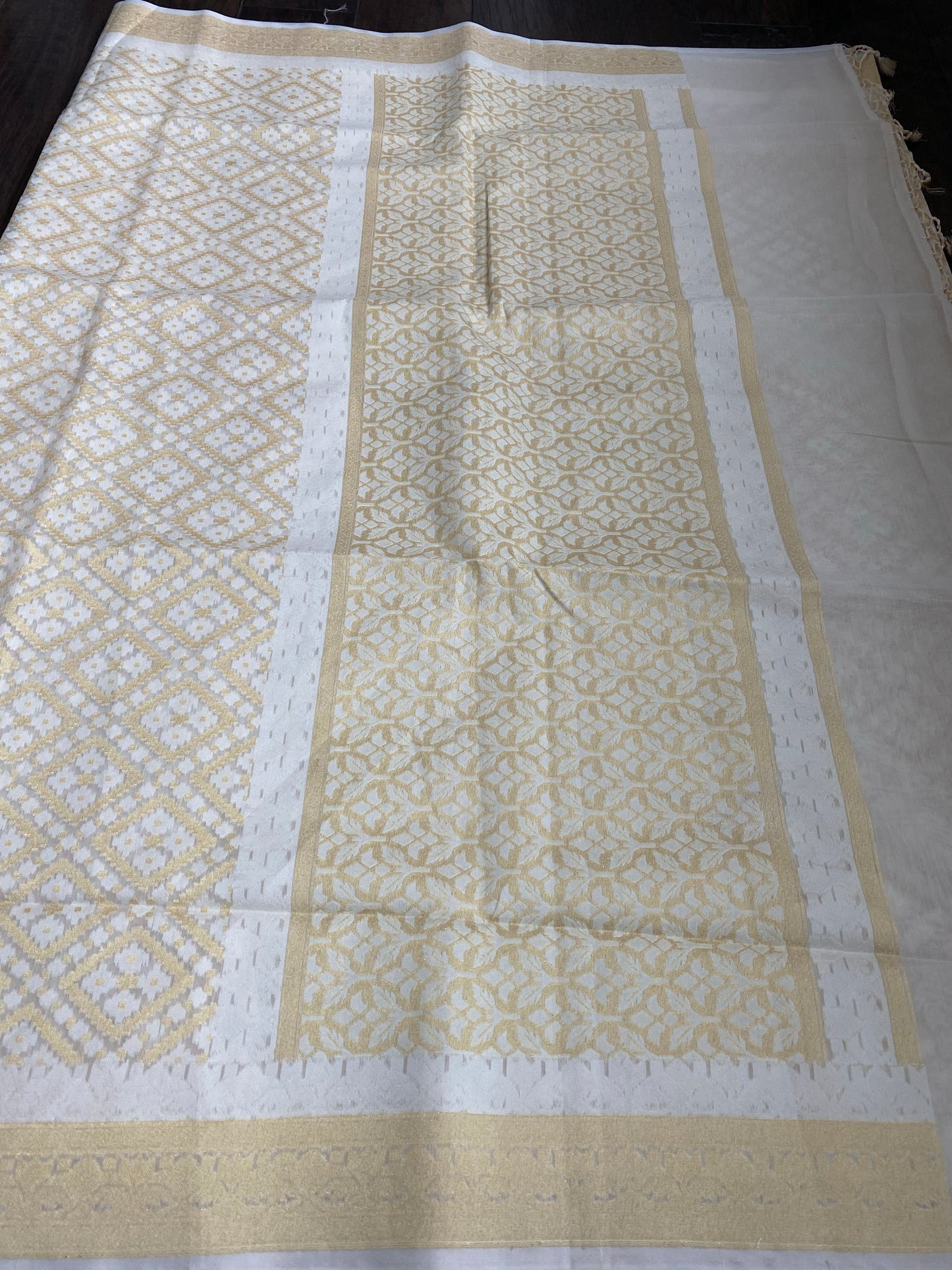 Cotton Silk Jamdaani Kora Banarasi - Offwhite Antique Golden Zari