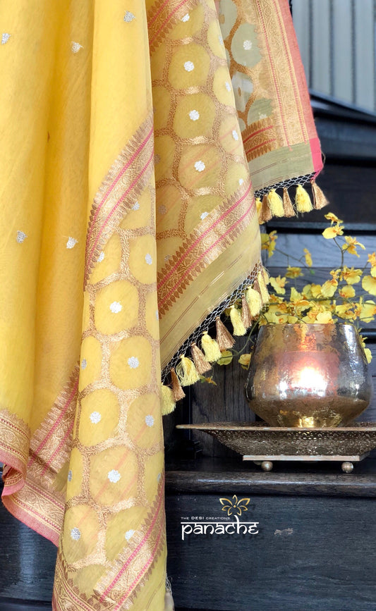 Kora Banarasi - Sunshine Yellow Kadwa woven