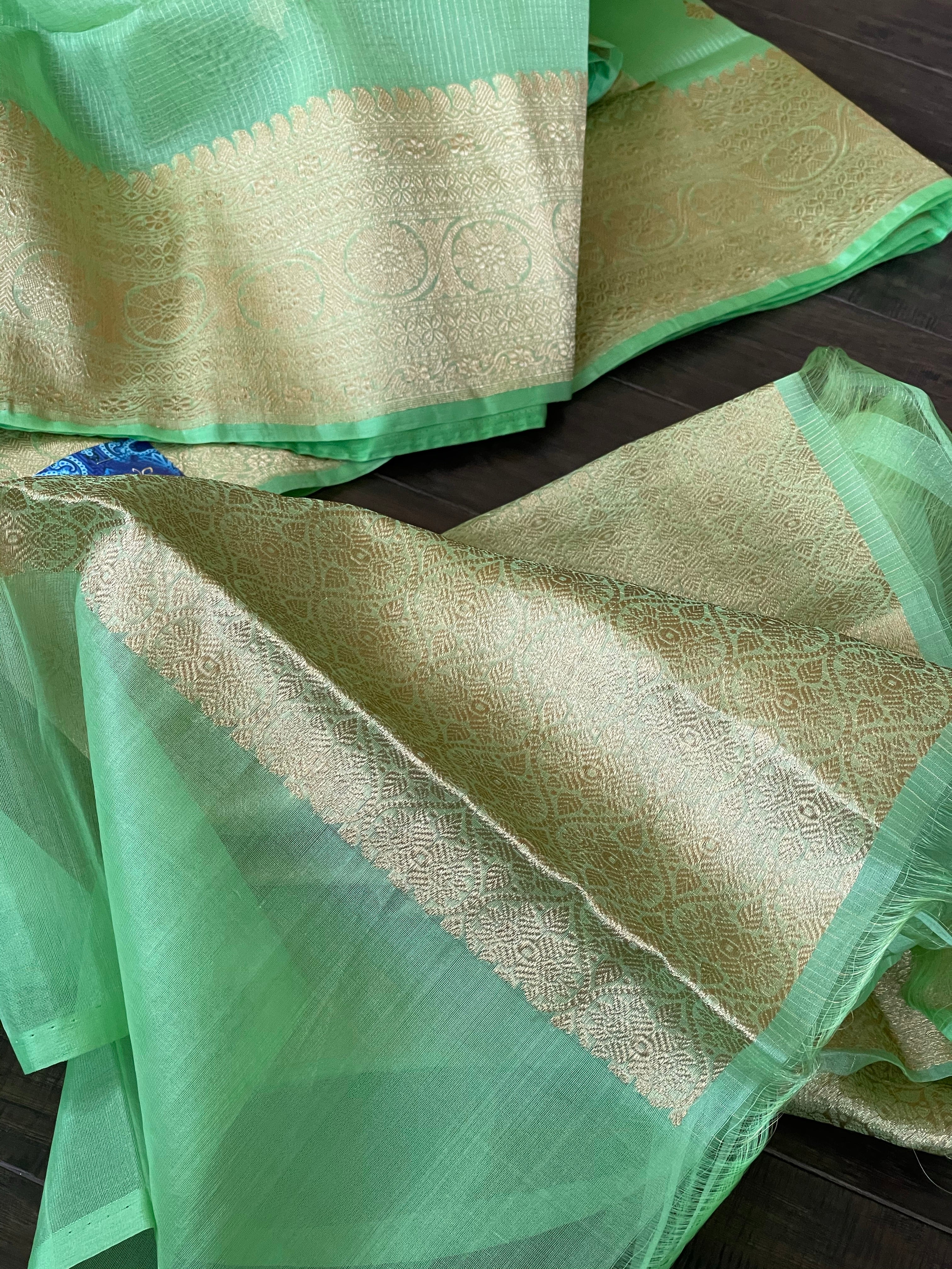 Organza Silk Banarsi - Green Zari Checkered Kadwa