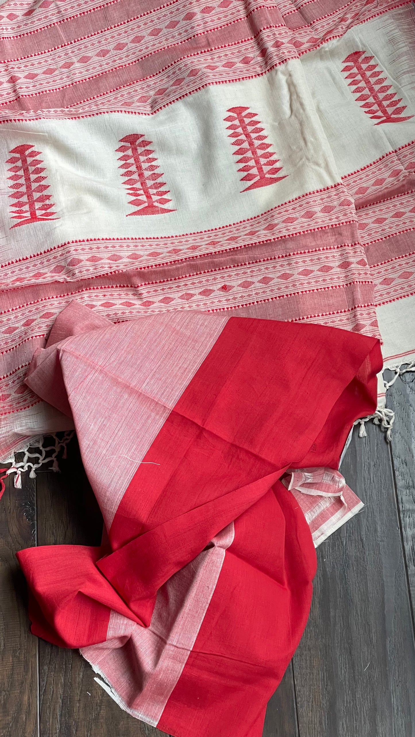 Pure Khadi Cotton Handloom - Beige Red Woven