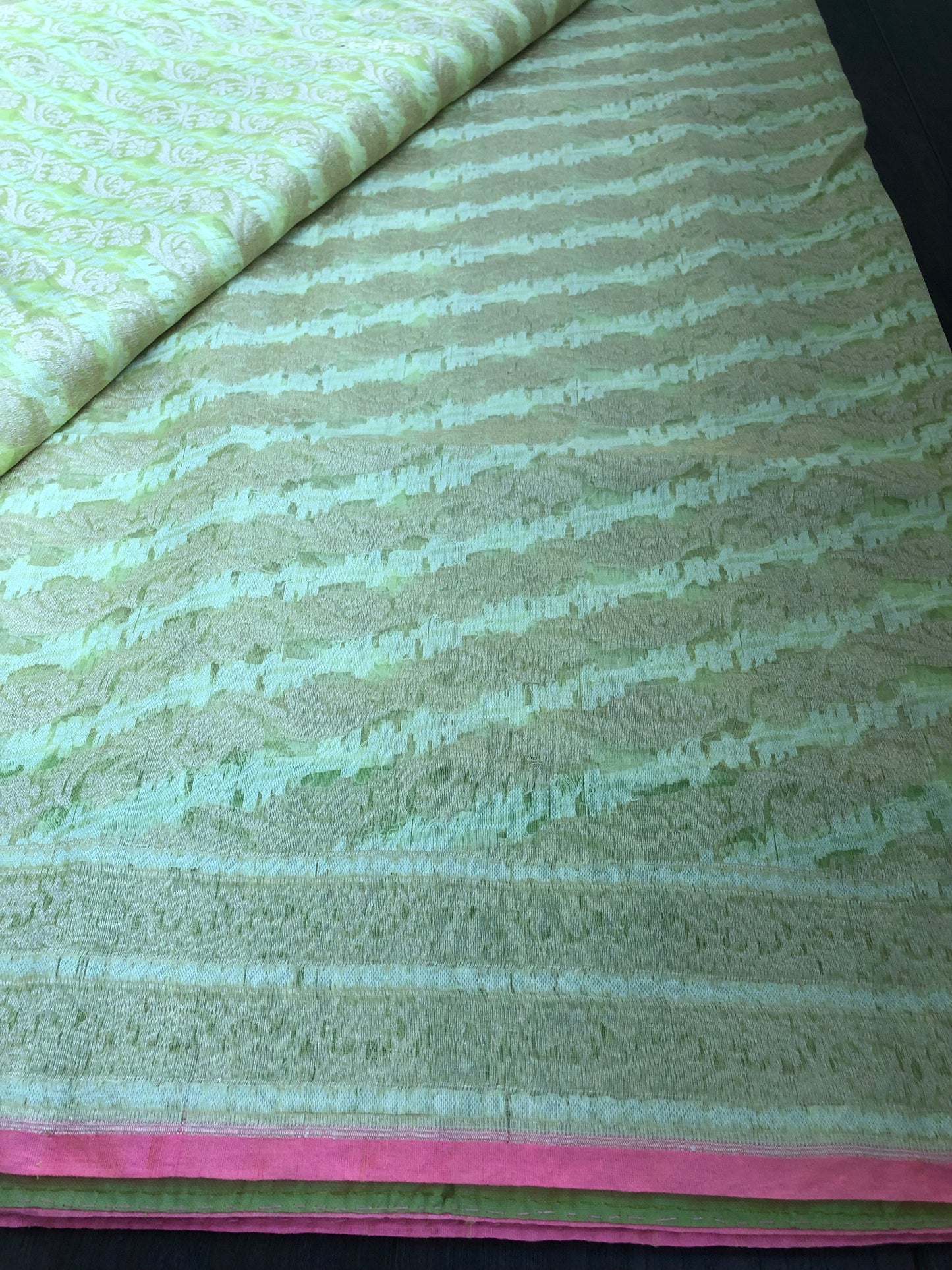Silk Cotton Jamdaani Kora Banarasi - Fluorescent Green Zari woven
