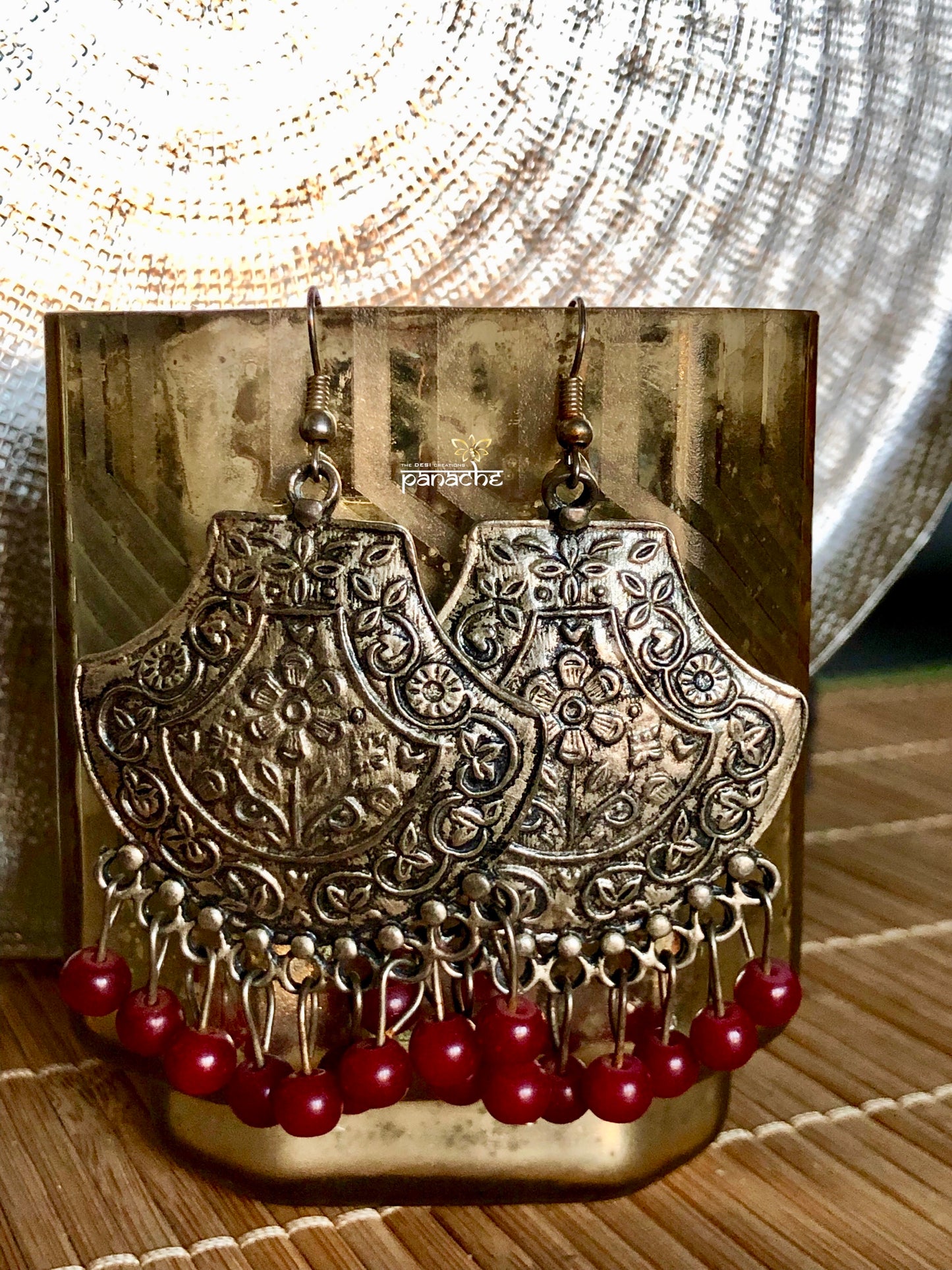 Jewelry- Dangler Earring1 Red beads