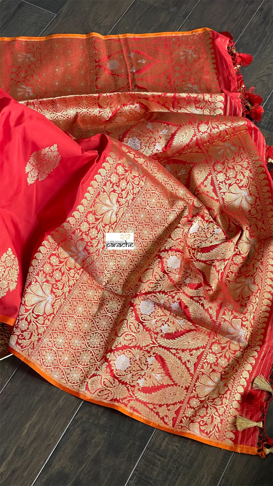 Pure Silk Kadwa Banarasi - Red Borderless
