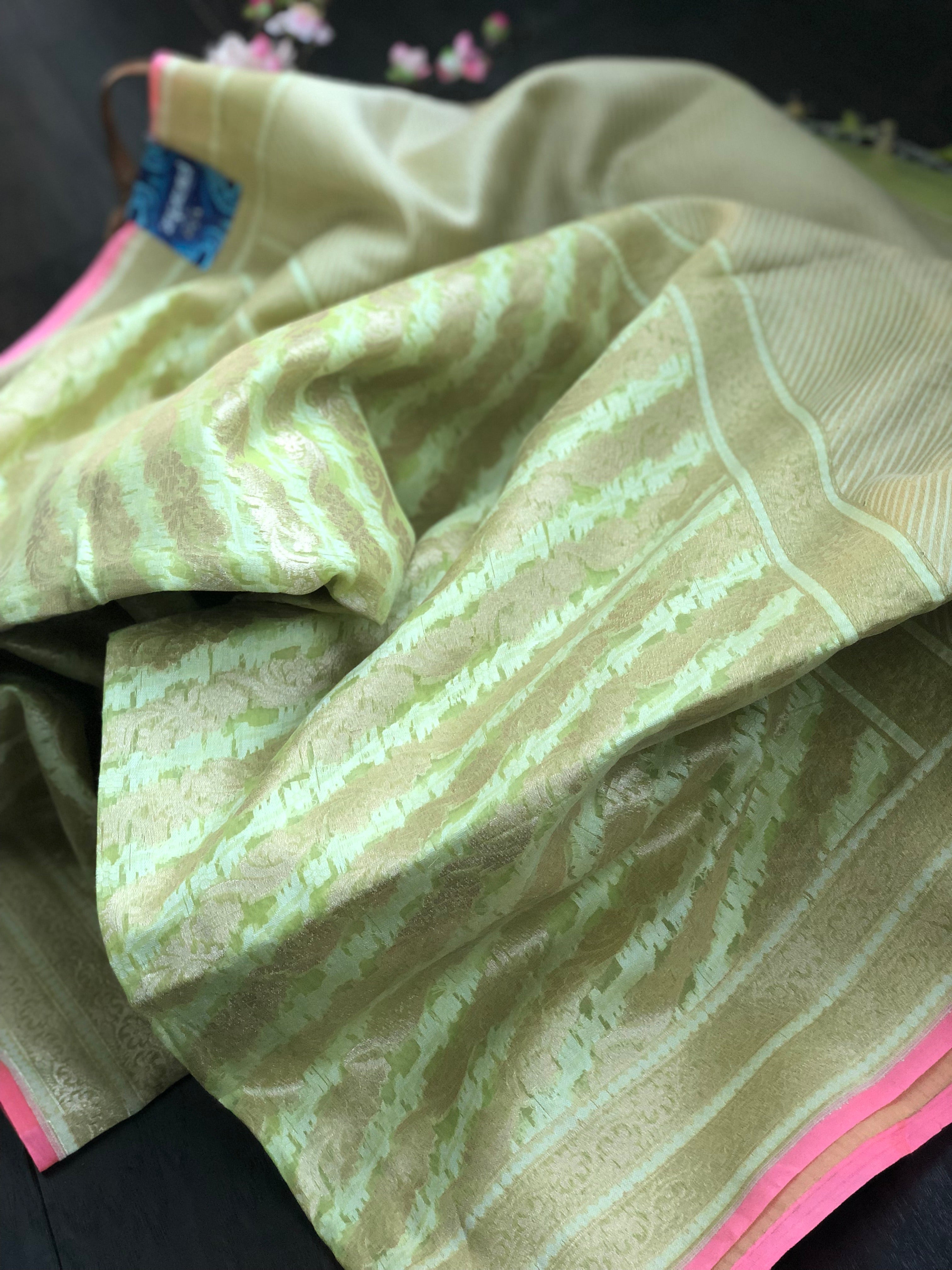 Silk Cotton Jamdaani Kora Banarasi - Fluorescent Green Zari woven