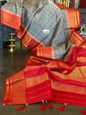 Gadwal SICO - Grey Red Checkered