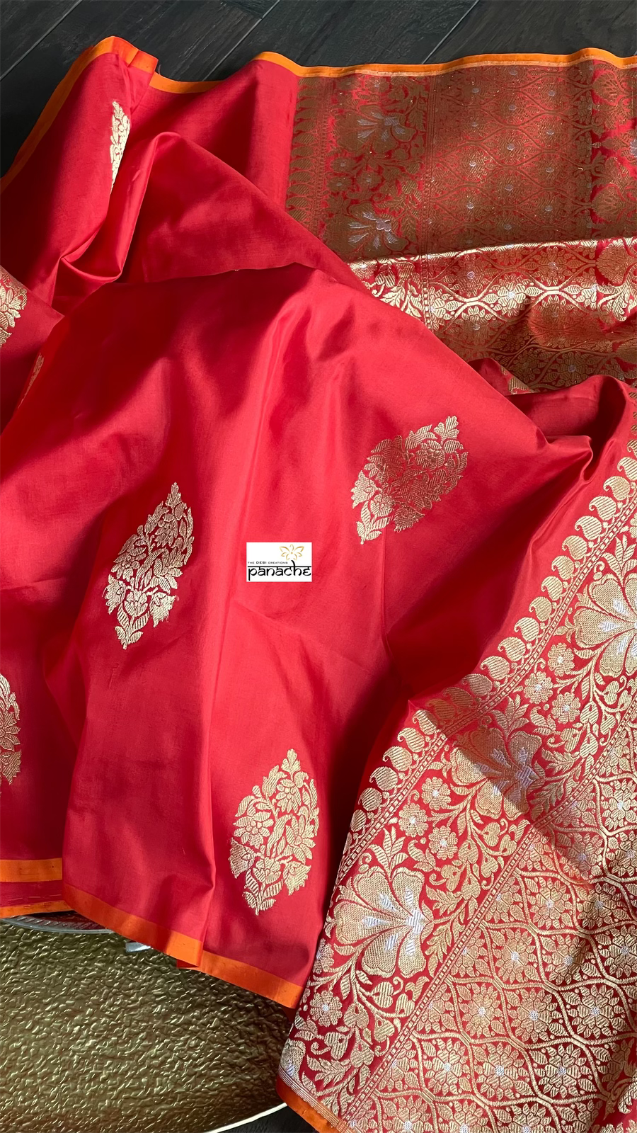 Pure Silk Kadwa Banarasi - Red Borderless