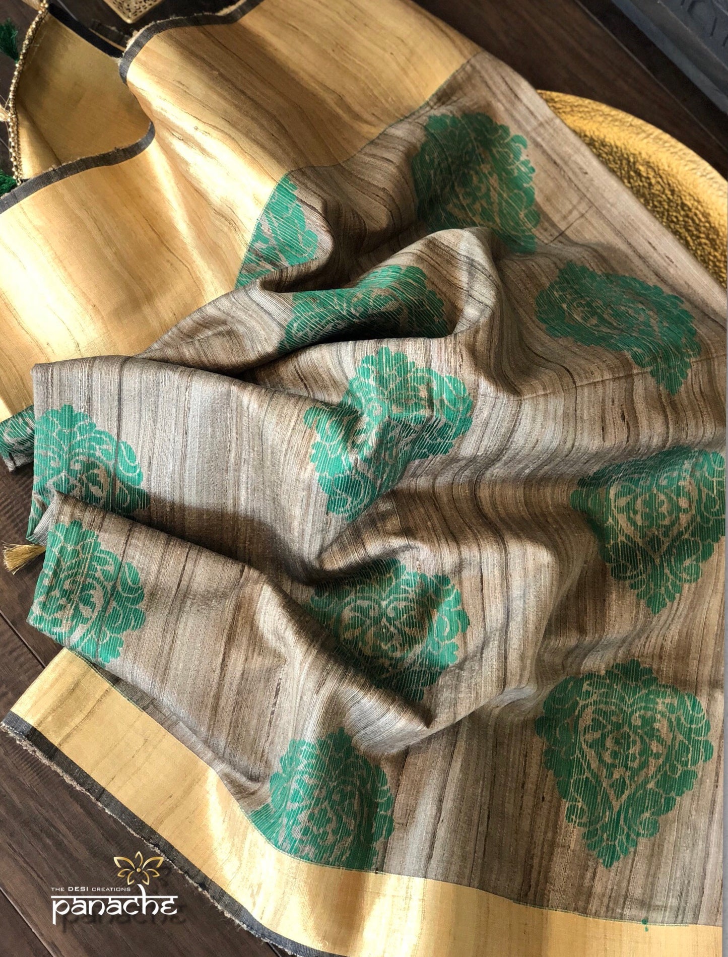 Gicha Tassur Silk Banarasi - Tussar Green Antique Zari