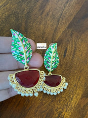 Jewelry Earring - Half Moon Gold Leaf earring