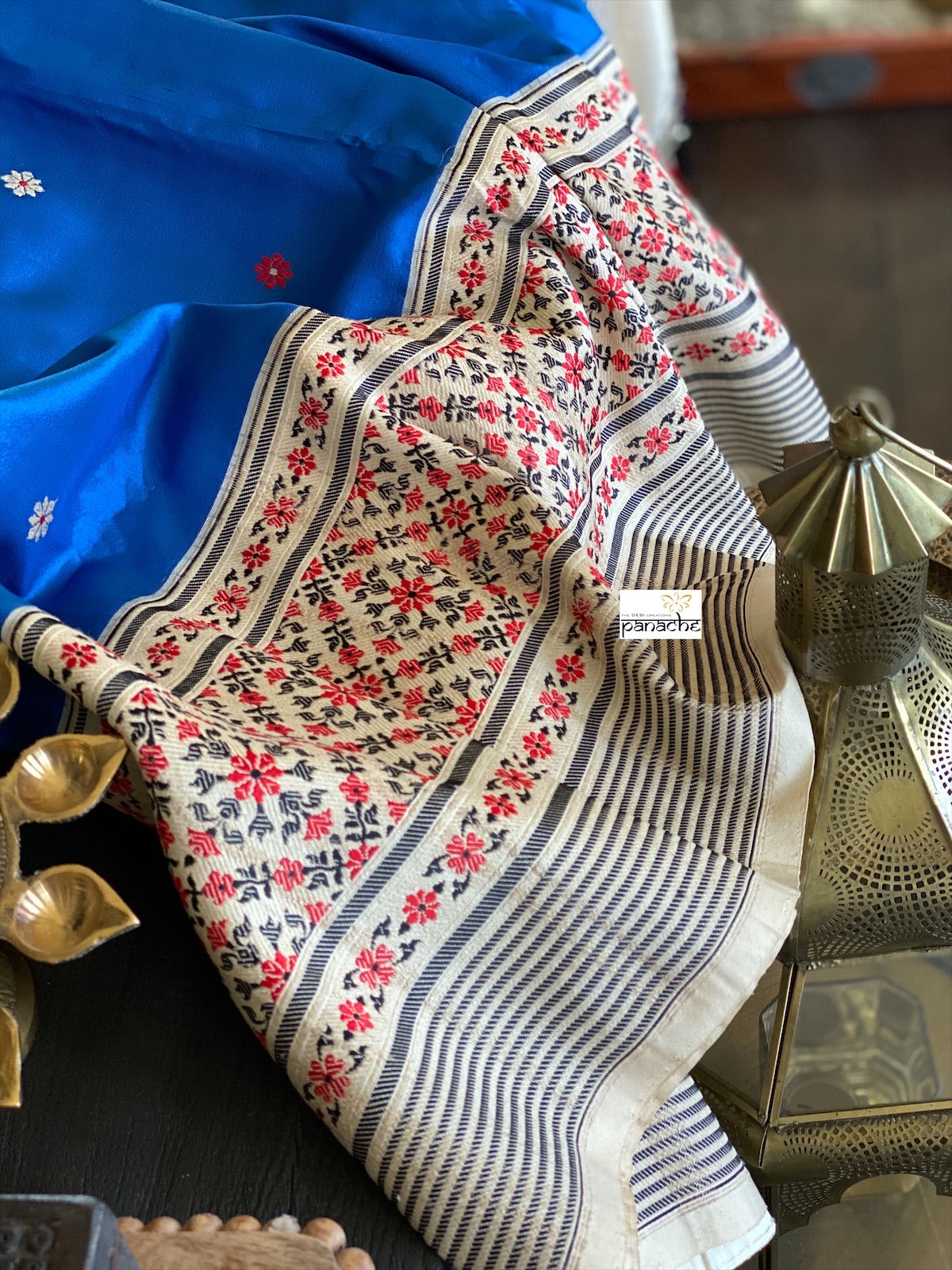 Exclusive Katan Silk Banarasi - Blue Kadwa Woven