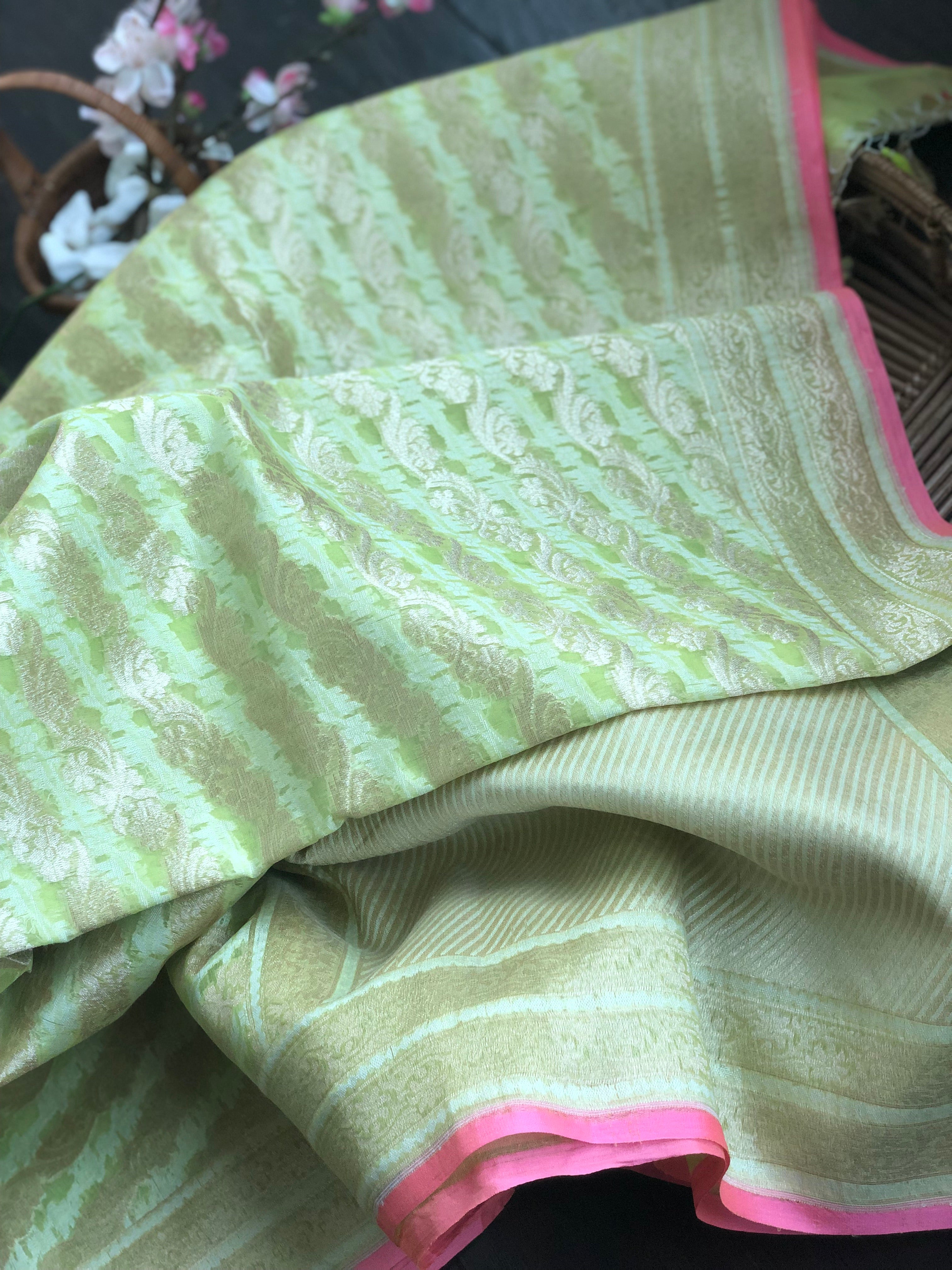 Silk Cotton Jamdaani Kora Banarasi - Fluorescent Green Zari woven
