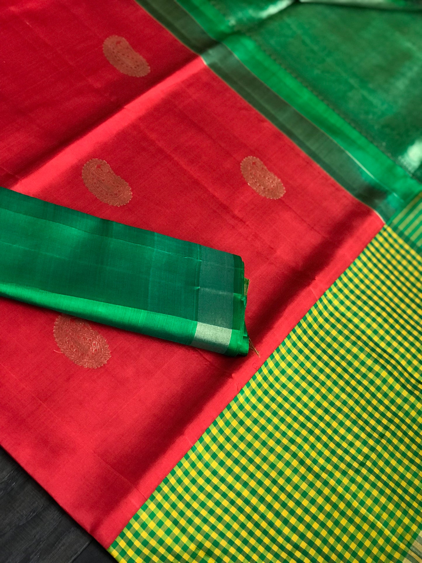 Pure Silk Kanjivaram - Red Green Paisley