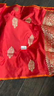 Pure Silk Kadwa Banarasi - Red Borderless