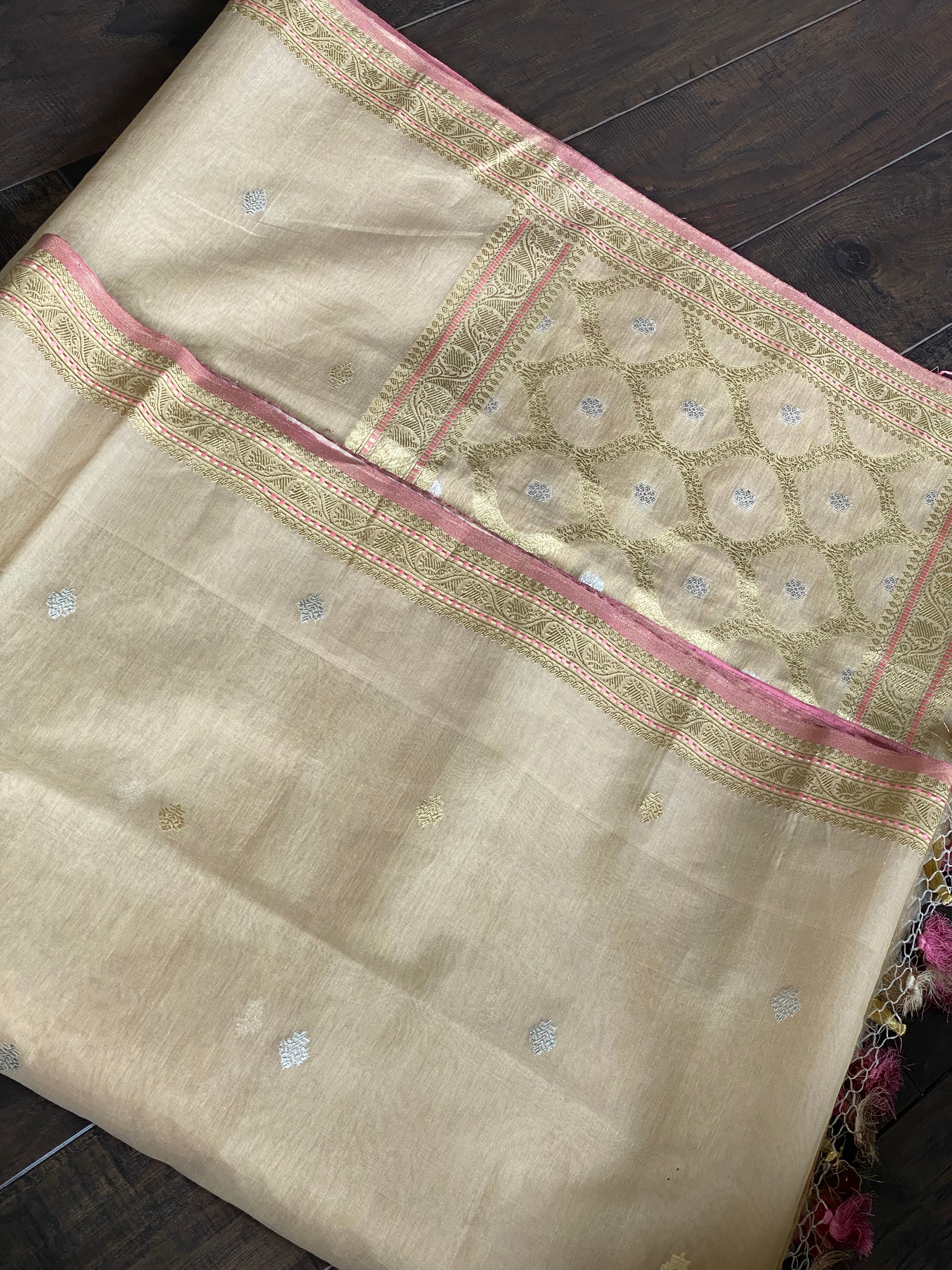 Kora Banarasi - Cream Beige Kadwa woven