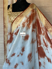 Khaddi Georgette Banarasi - Off-White Rust Brwon Tie-dye Khadhua Woven